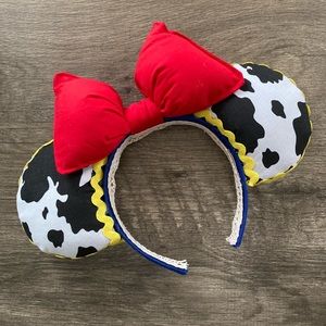 Toy Story’s ‘Jessie’ ears
